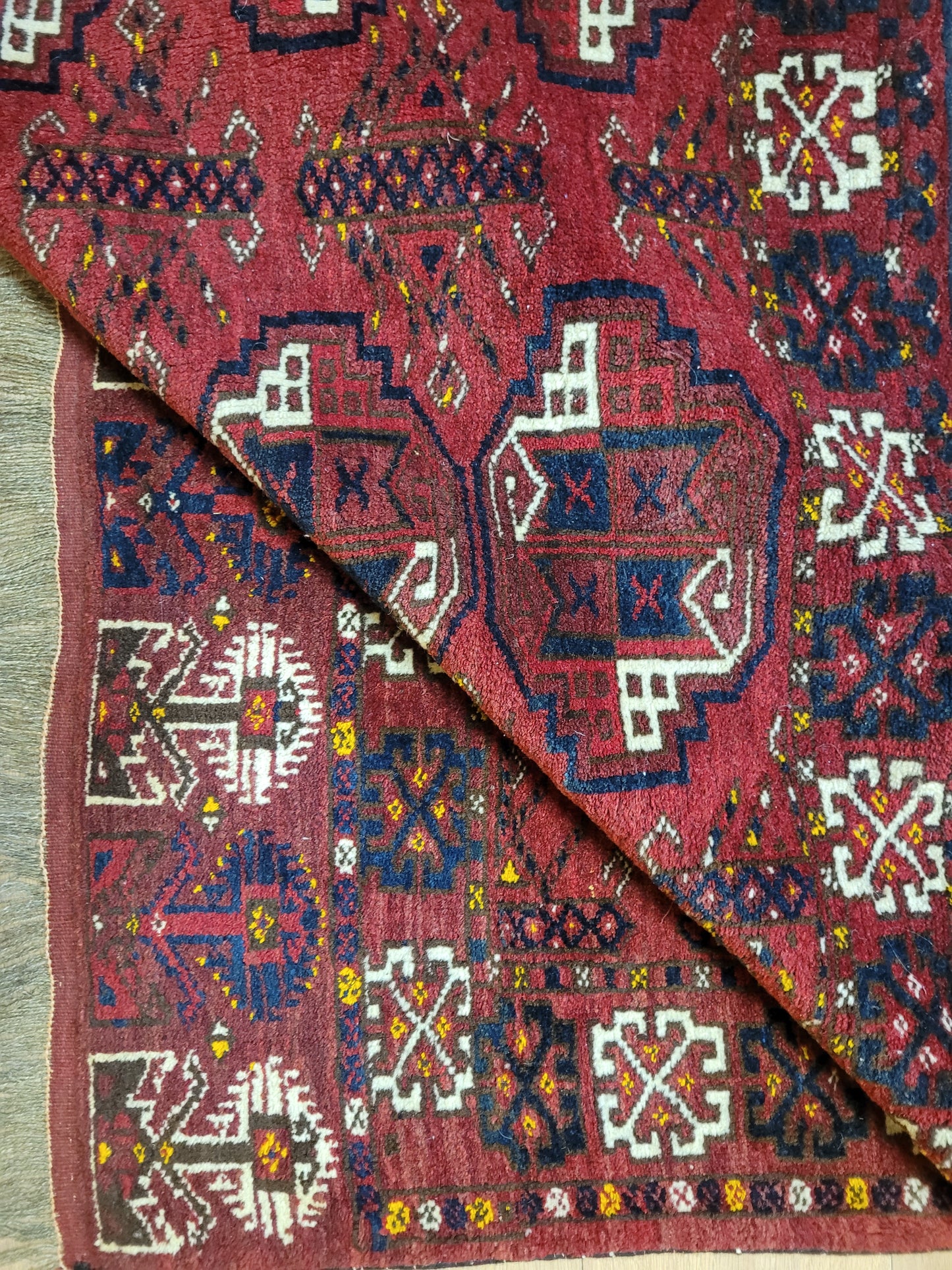 Orientteppich handgeknüpft Jomut 170×98 cm