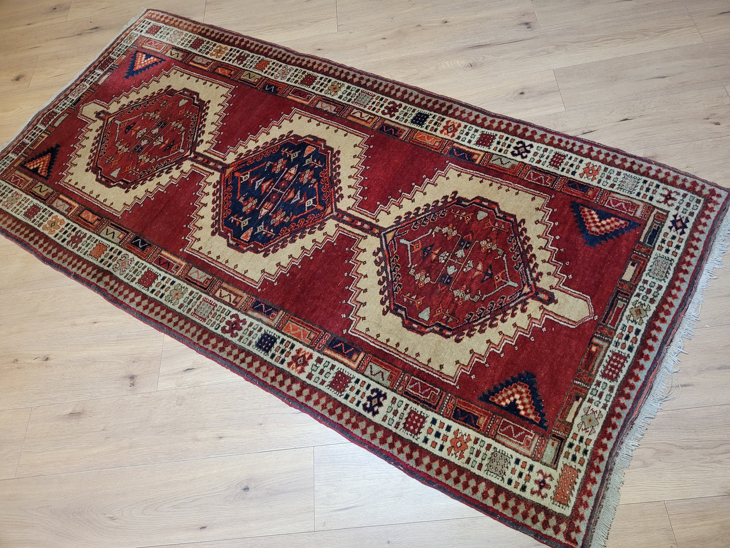 Orientteppich handgeknüpft Sgrab 234×115 cm