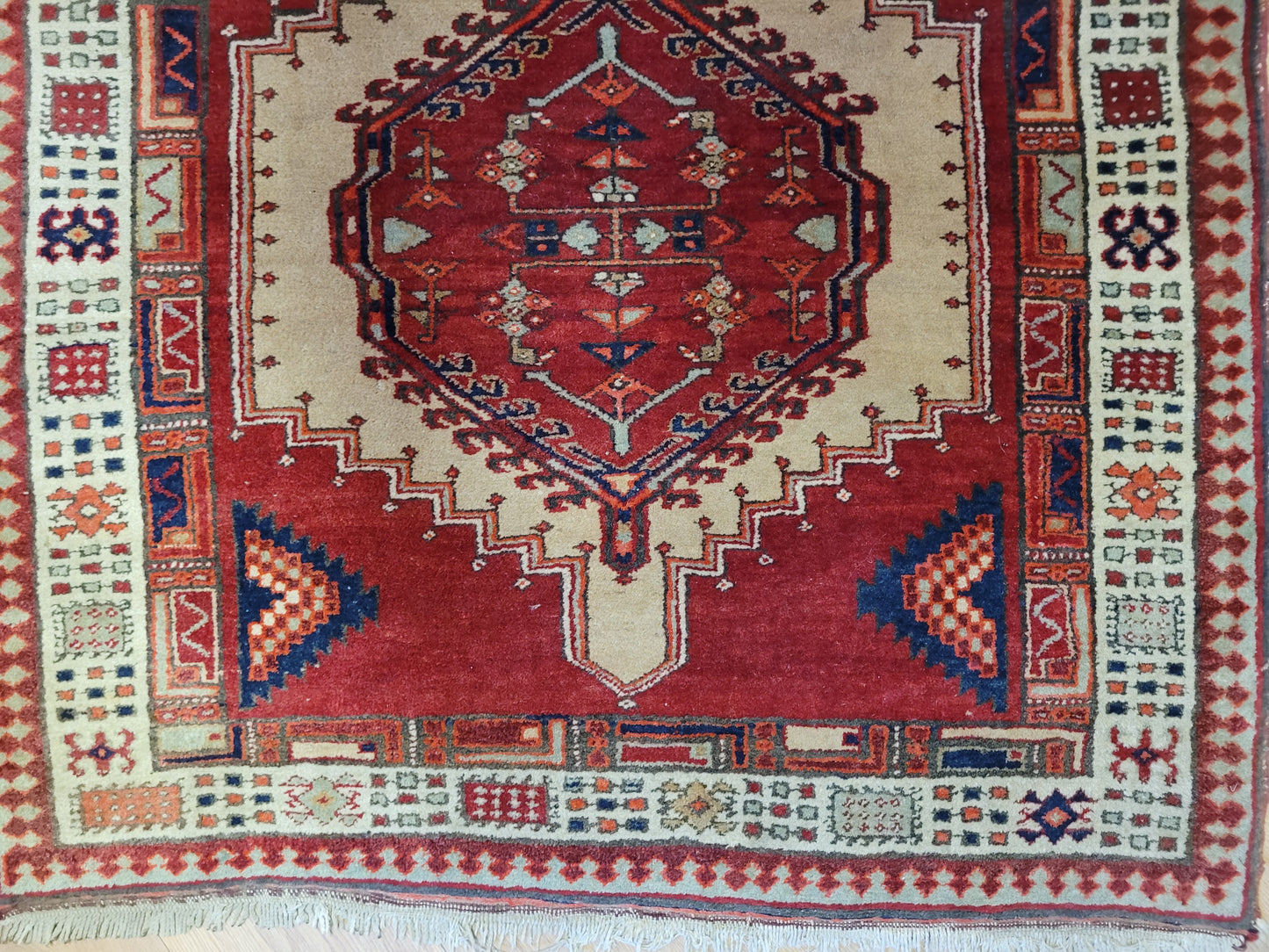 Orientteppich handgeknüpft Sgrab 234×115 cm