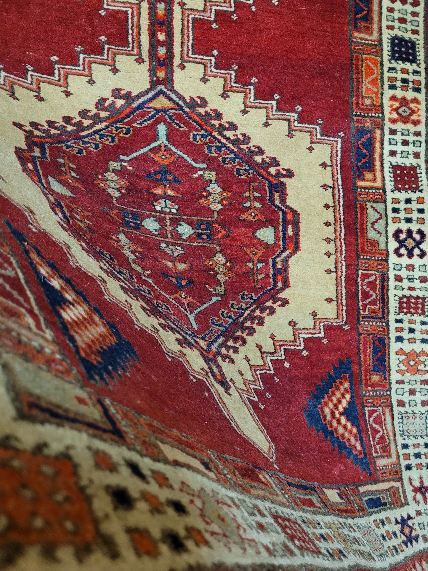 Orientteppich handgeknüpft Sgrab 234×115 cm