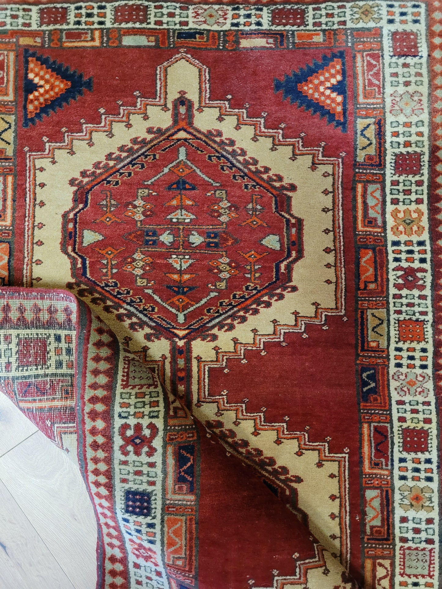 Orientteppich handgeknüpft Sgrab 234×115 cm