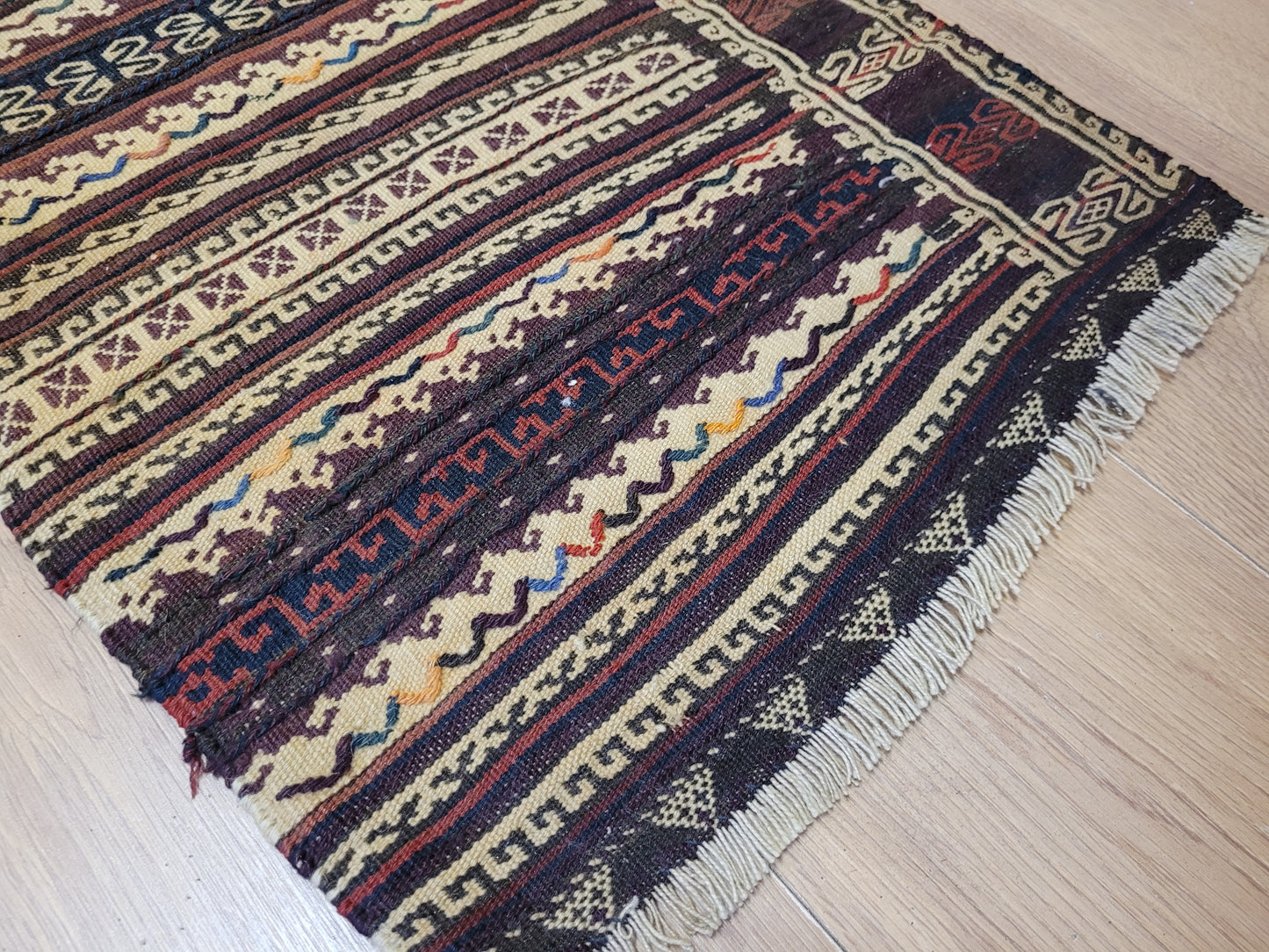 Orientteppich handgeknüpft Beludj 75×45 cm