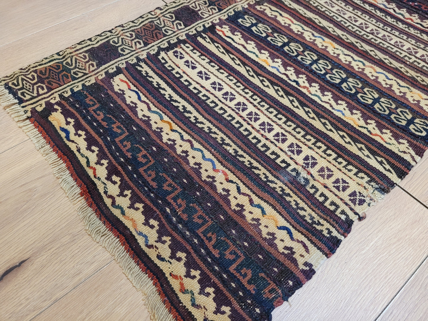 Orientteppich handgeknüpft Beludj 75×45 cm