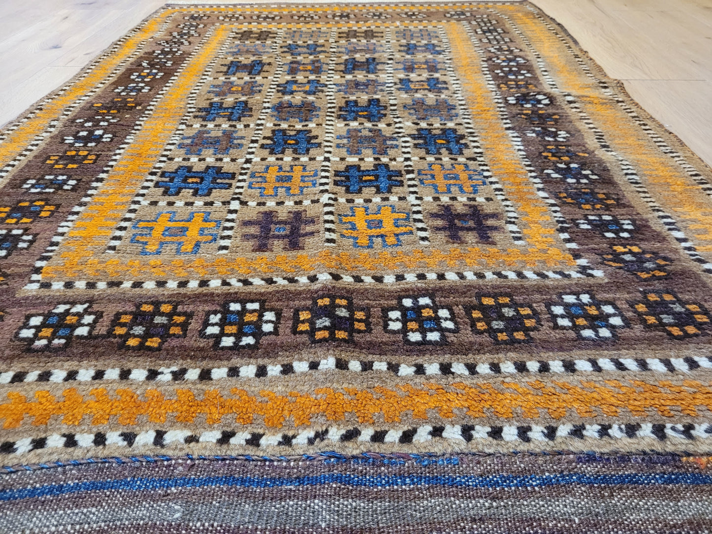 Orientteppich handgeknüpft Miraz 160×110 cm