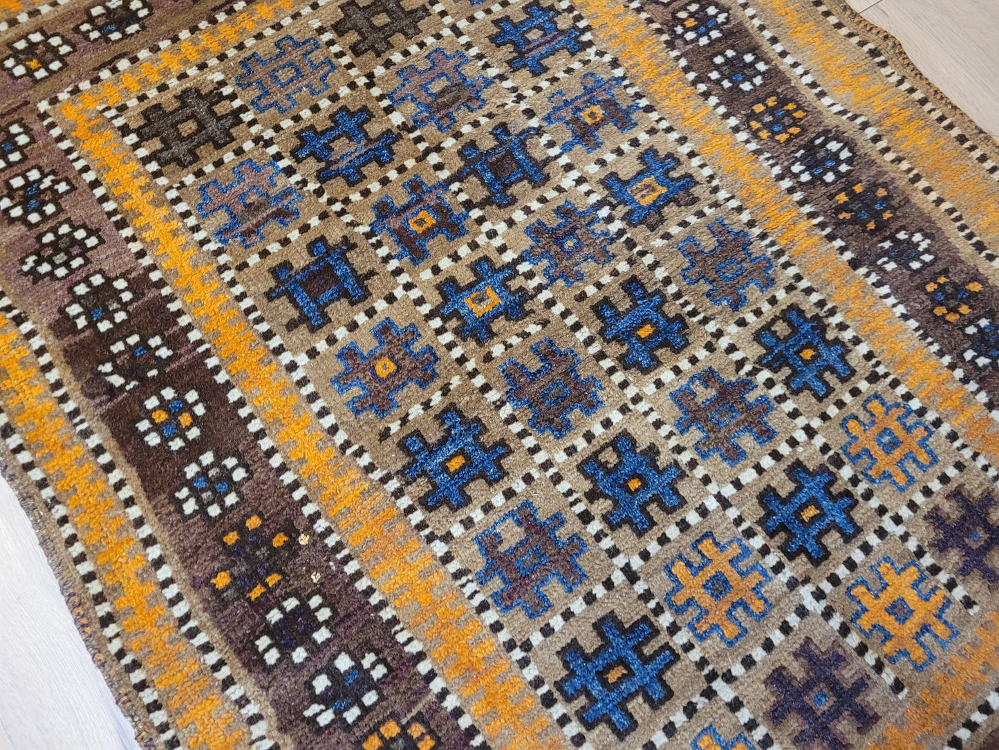 Orientteppich handgeknüpft Miraz 160×110 cm