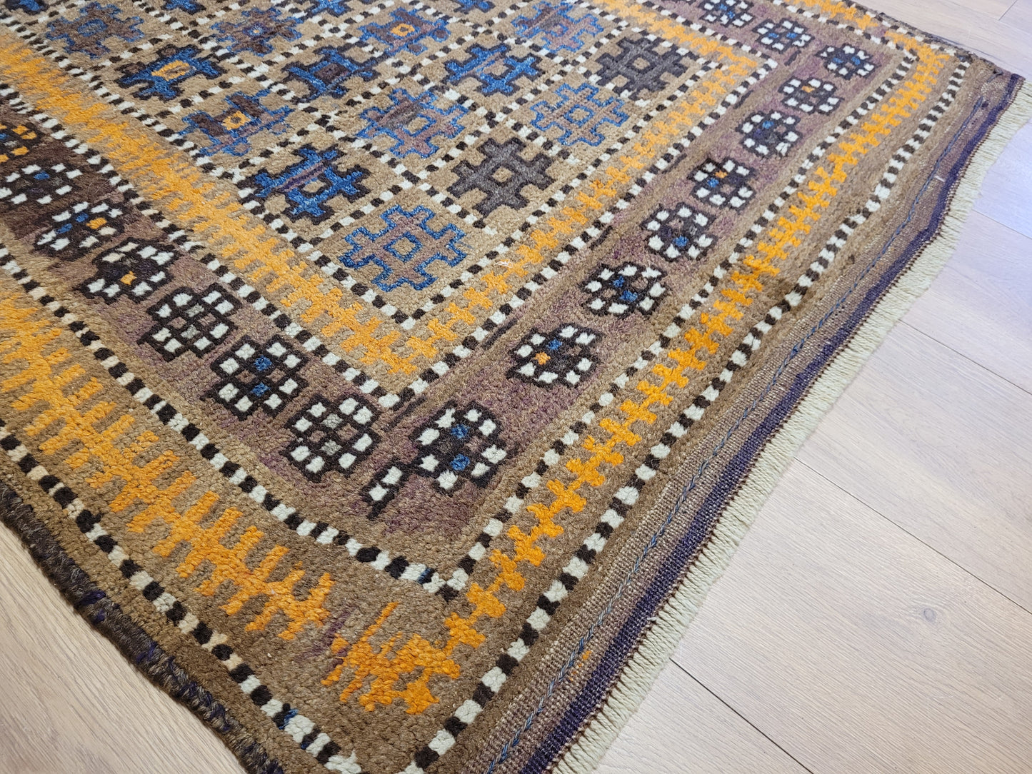 Orientteppich handgeknüpft Miraz 160×110 cm