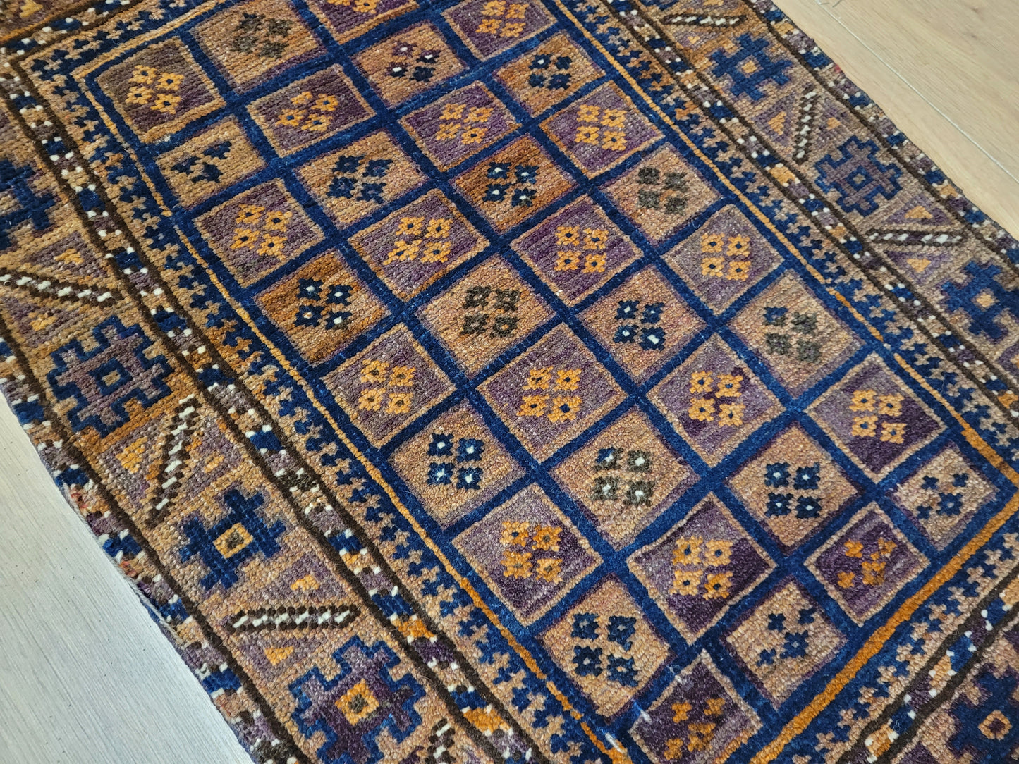 Orientteppich handgeknüpft Beludj 90×60 cm