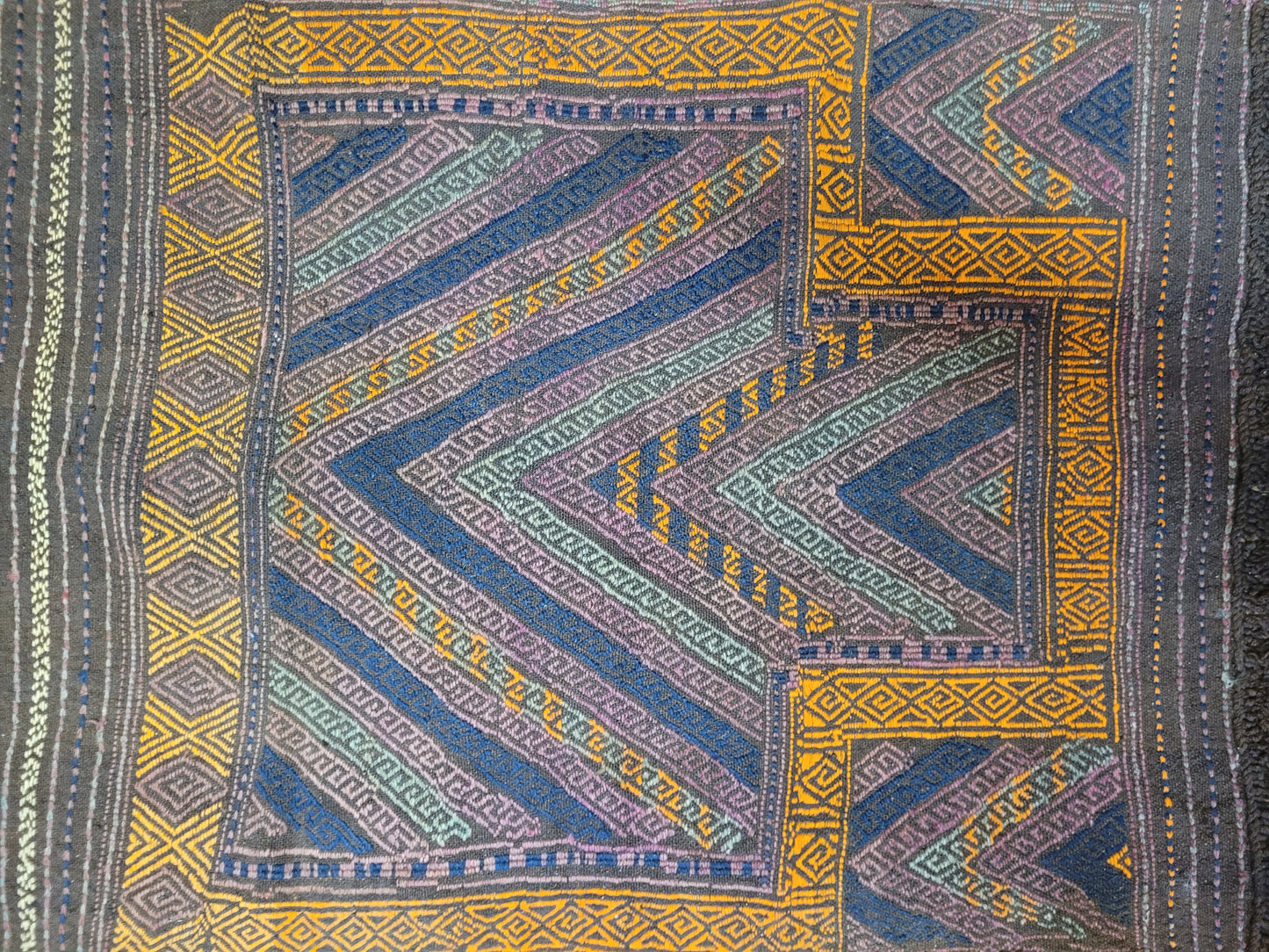 Orientteppich handgeknüpft Beludj 105×83 cm