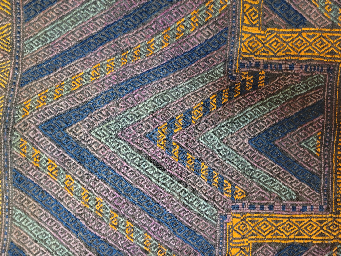 Orientteppich handgeknüpft Beludj 105×83 cm