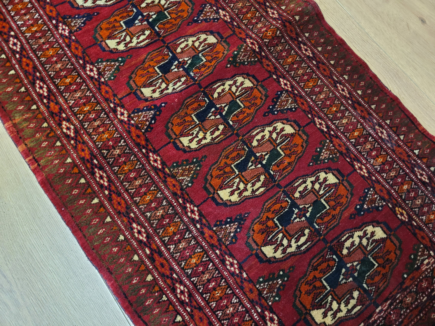 Orientteppich handgeknüpft 100x53 Jamut Rot