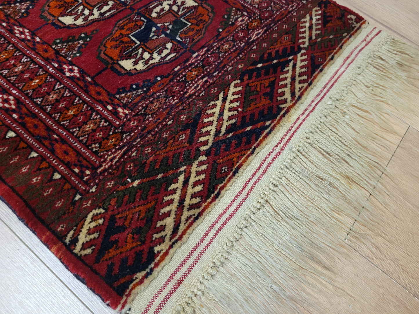 Orientteppich handgeknüpft 100x53 Jamut Rot