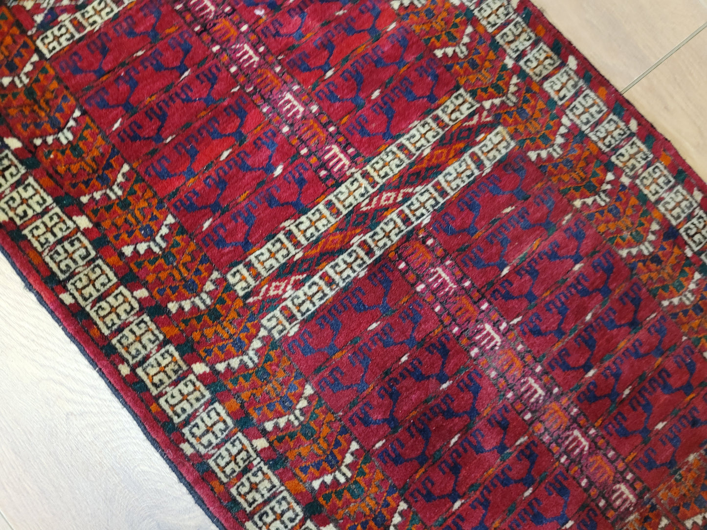 Orientteppich handgeknüpft Jomut 100×50 cm