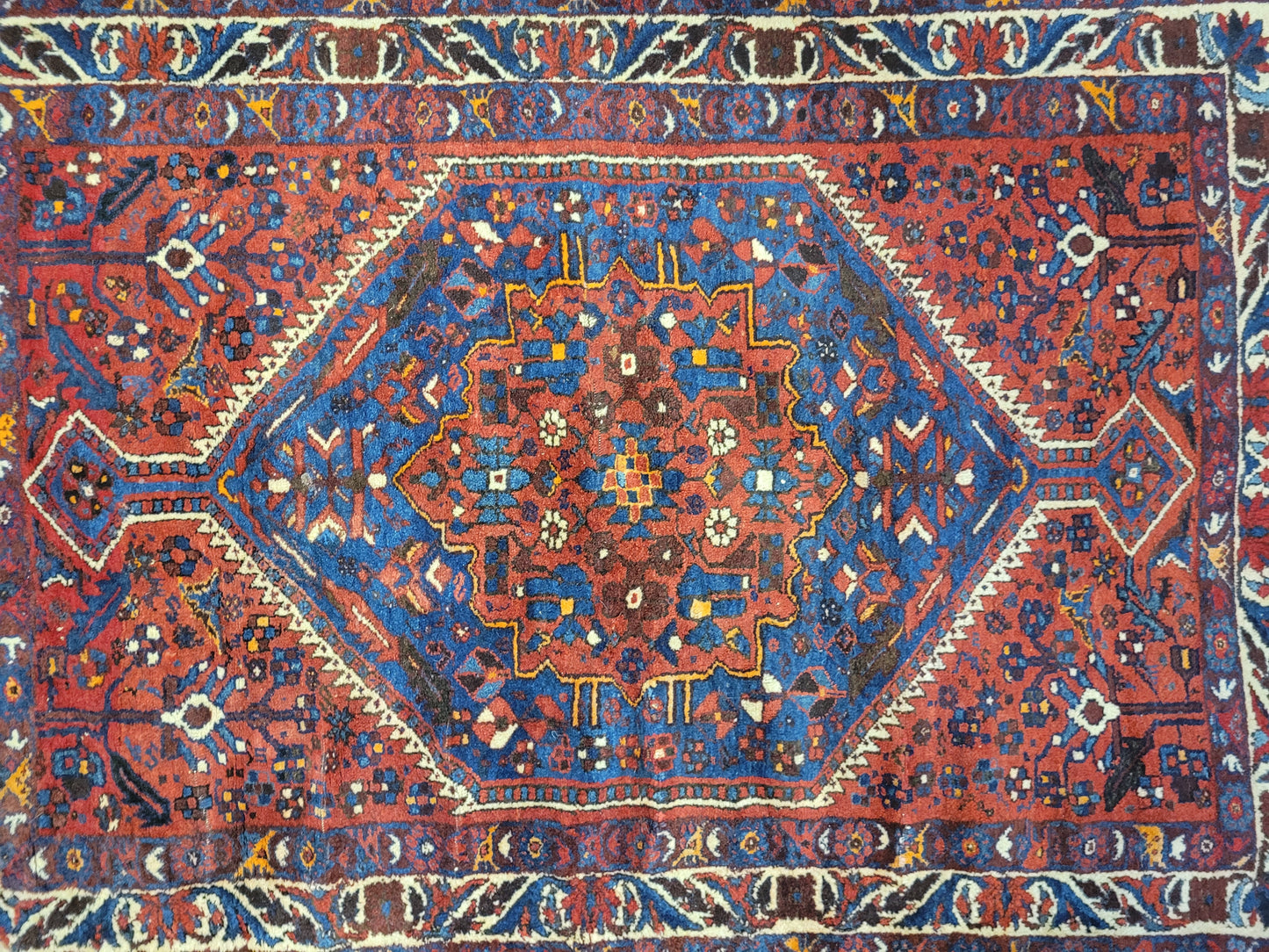 Orientteppich handgeknüpft Bachtian 168×122 cm