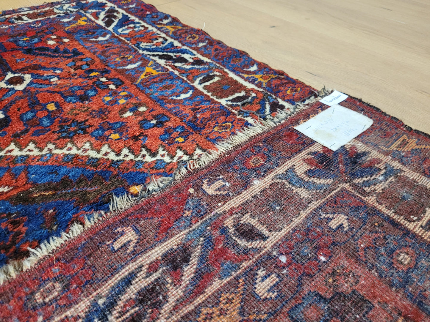 Orientteppich handgeknüpft Bachtian 168×122 cm