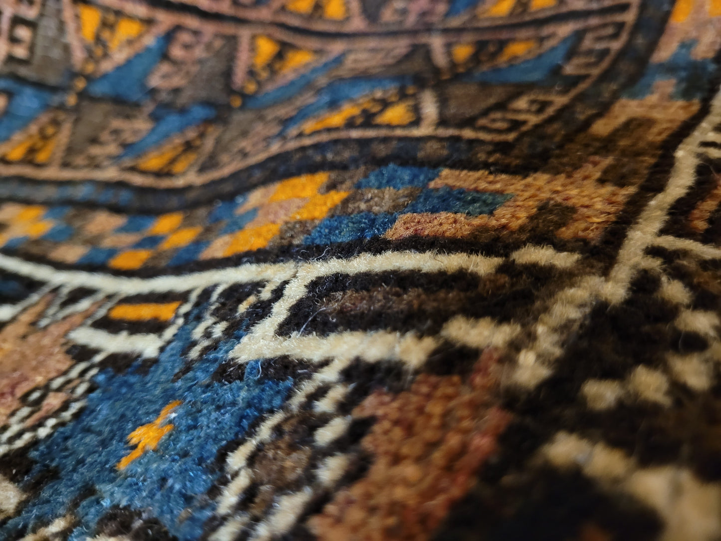 Orientteppich handgeknüpft Beludj 70×68 cm