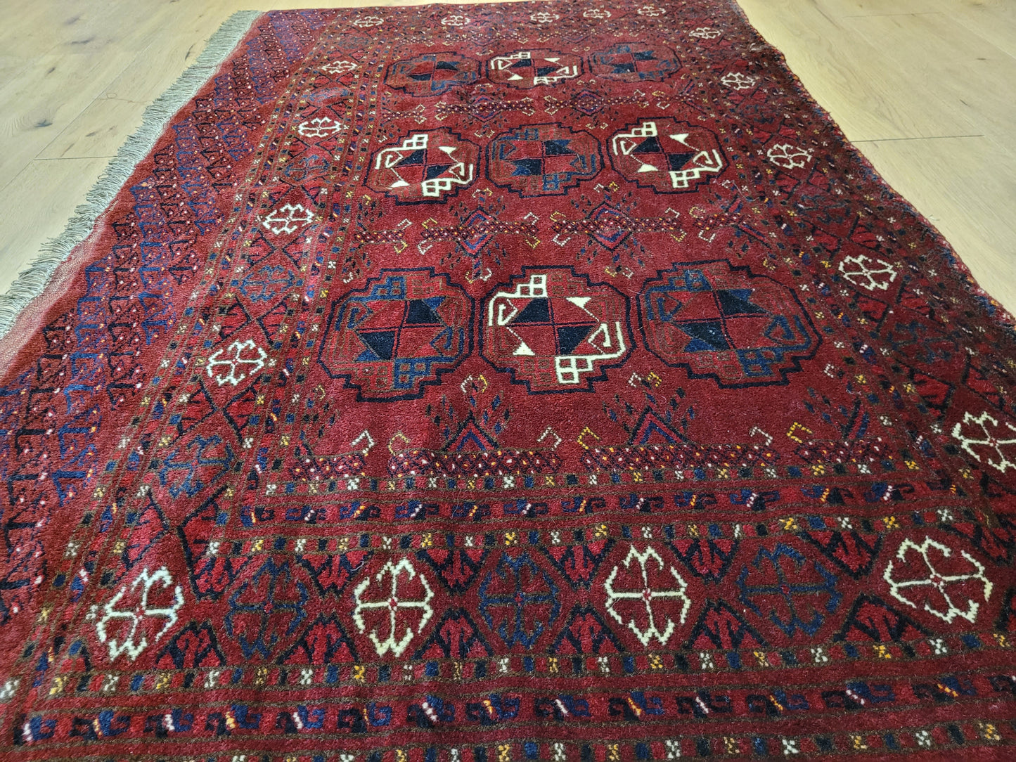 Orientteppich handgeknüpft Jomut 162×100 cm