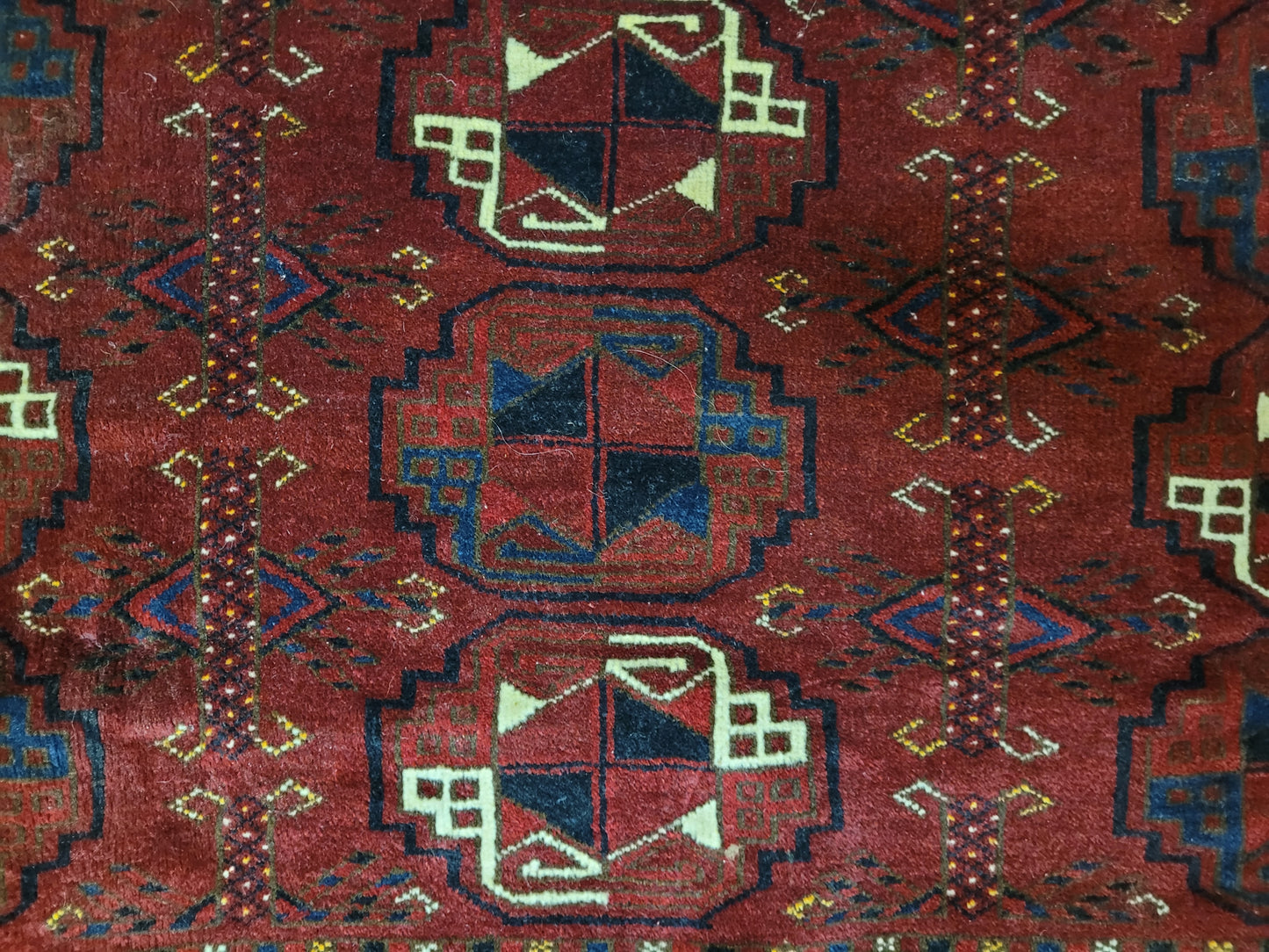 Orientteppich handgeknüpft Jomut 162×100 cm