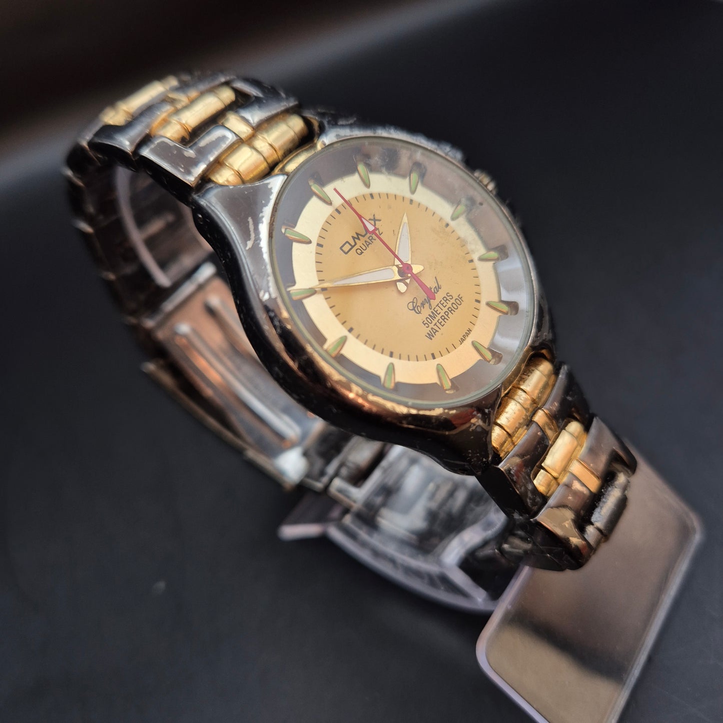 Omax Crystal Damen Uhr – Sportliche Bicolor Quarz 50M