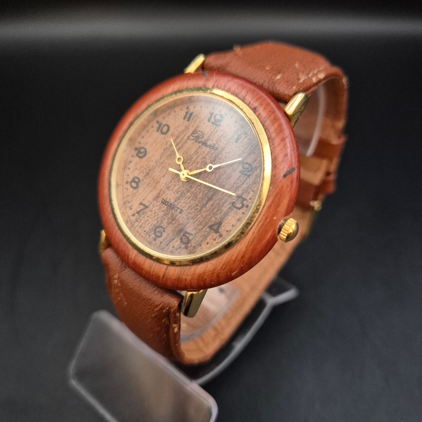 Rustikale Optima Herren Uhr im Holz-Look – Vintage-Charme am Handgelenk