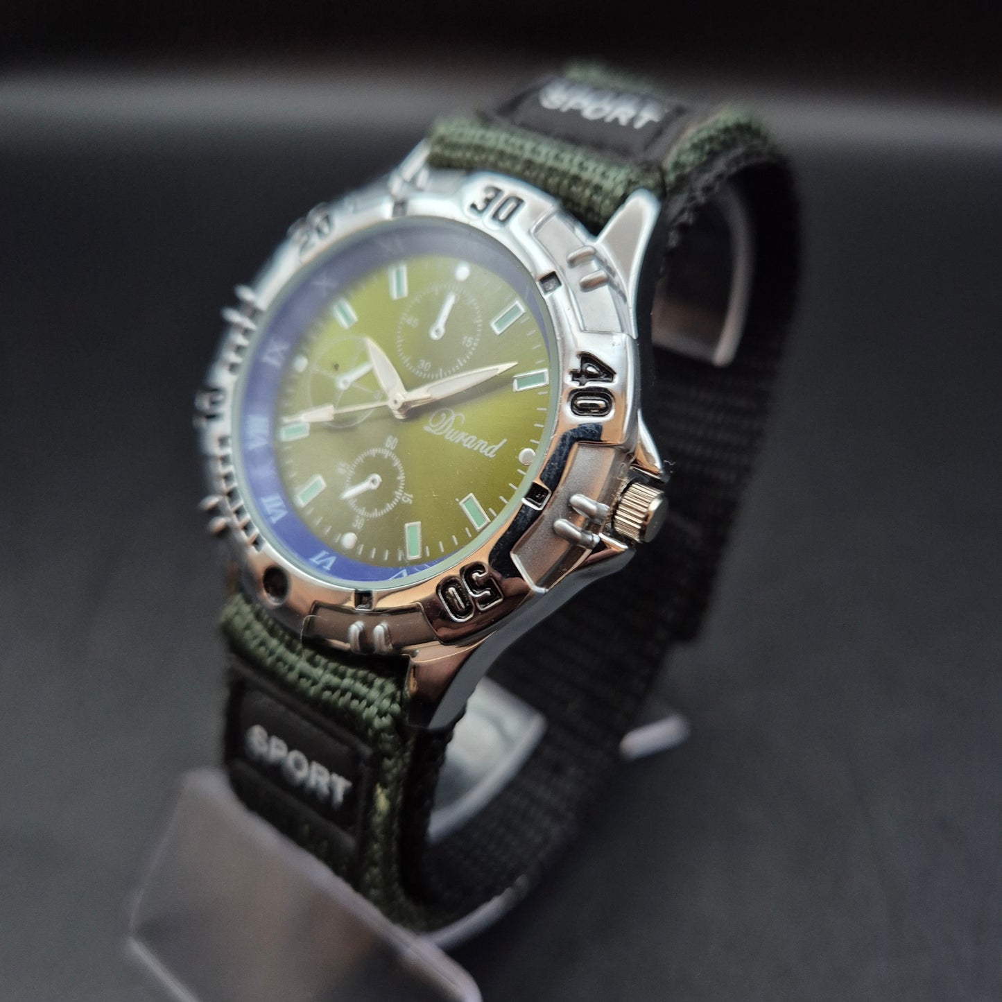 Sportliche Patrol Herren Uhr – Militärischer Look mit Stoffarmband
