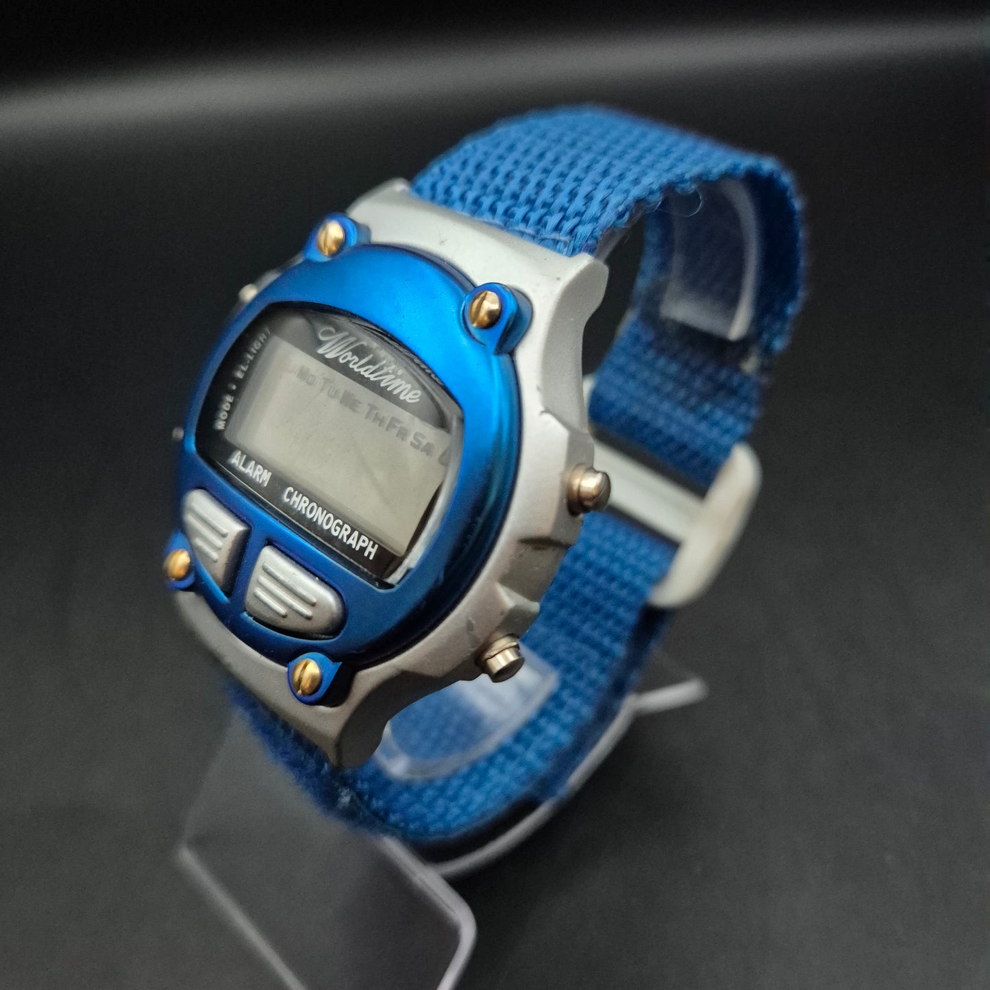 Sportliche Worldtime Herren Uhr – Digitaluhr mit blauem Stoffarmband