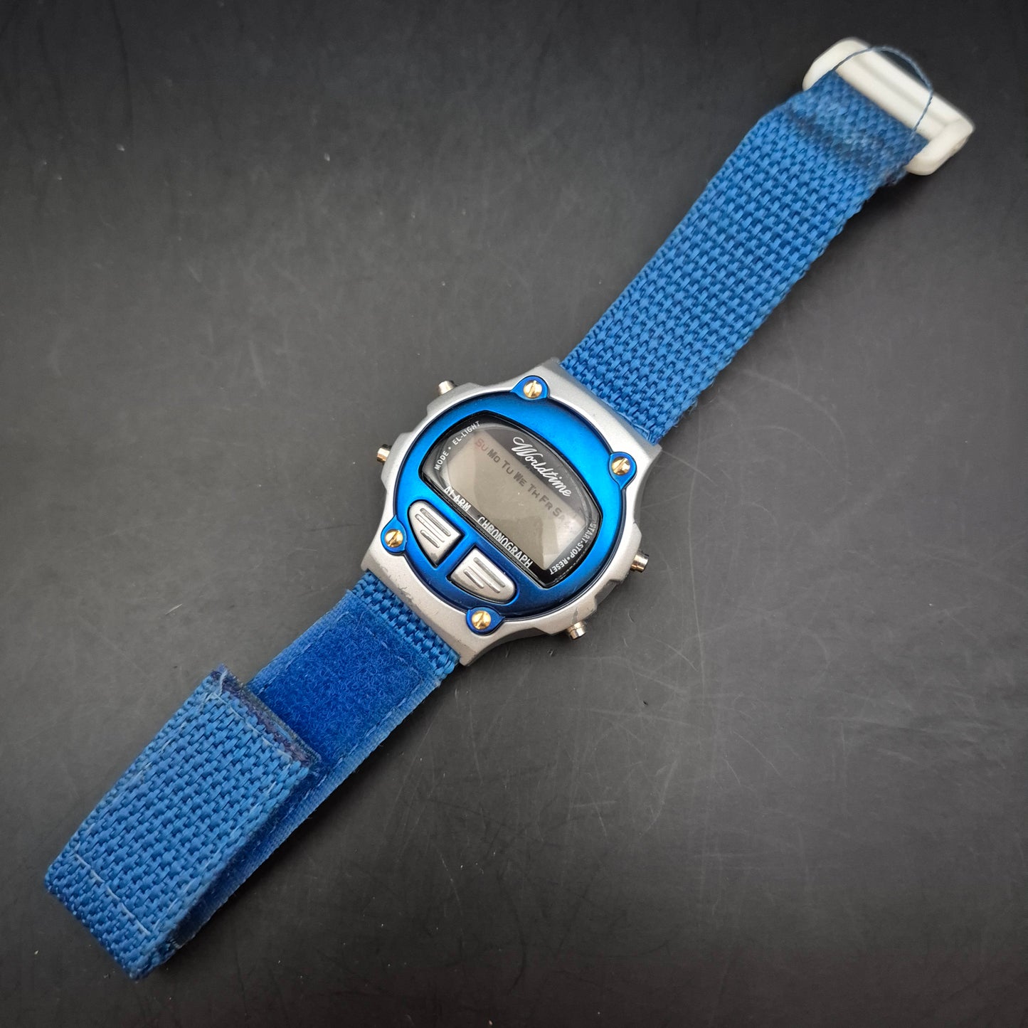 Sportliche Worldtime Herren Uhr – Digitaluhr mit blauem Stoffarmband