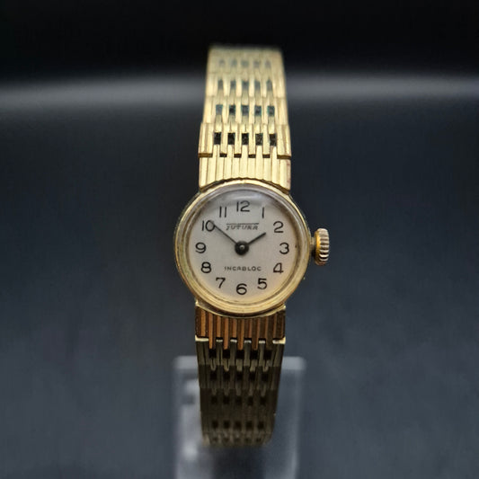 Zierliche Jufura Damen Uhr – Vintage Design mit Incabloc Stoßschutz