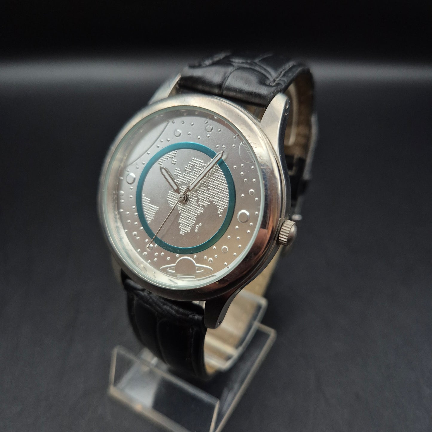 Außergewöhnliche Weltkarten Herren Uhr – Space Design mit Lederarmband