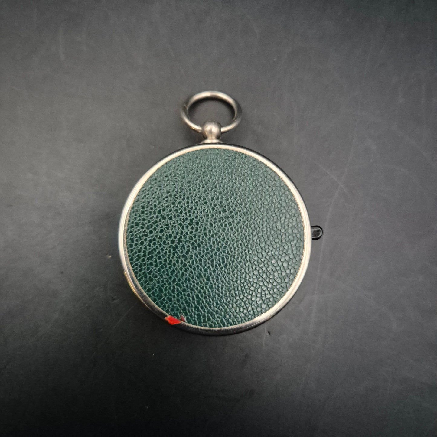 Vintage Kompass aus Westdeutschland – Klassisches Design im Metallgehäuse