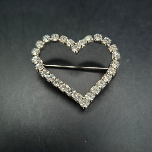 Funkelnde Herz Brosche – Komplett mit klarem Strass besetzt