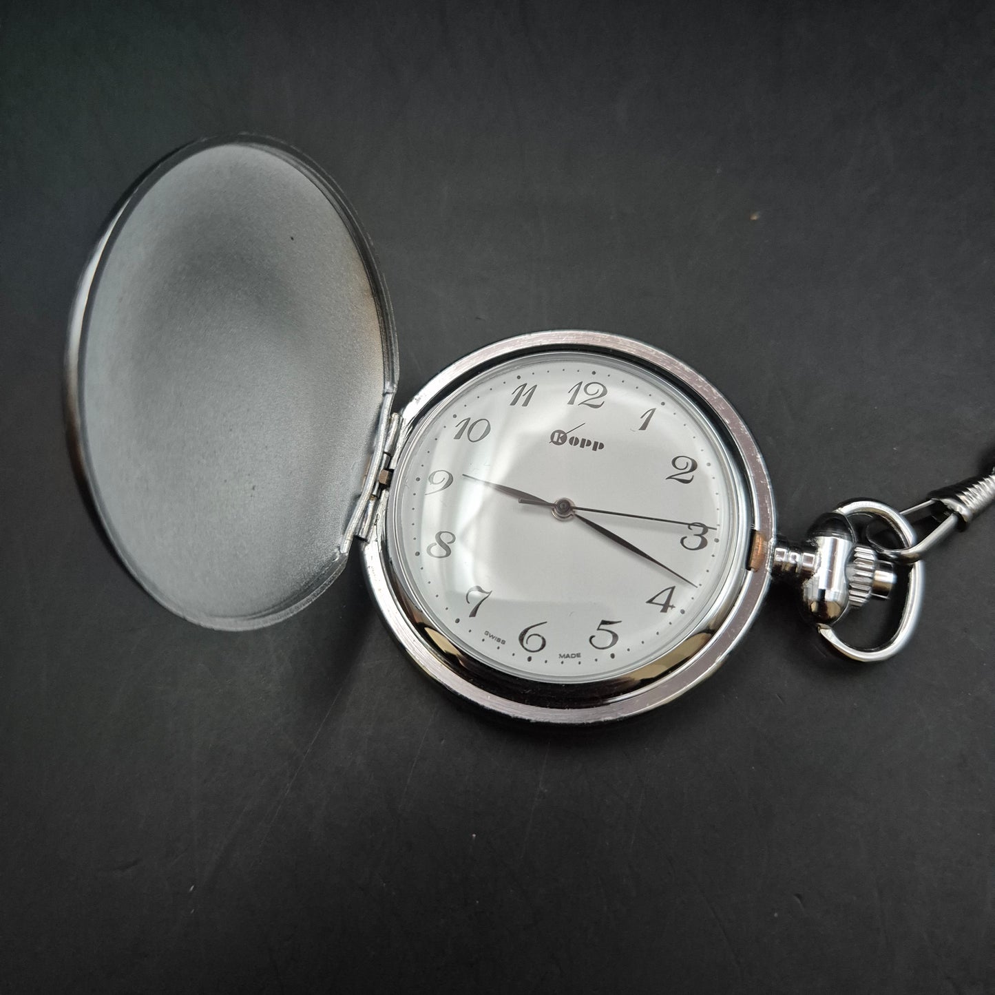 Vintage DOXA Herren Taschen Uhr – Elegantes Gehäuse, Quarzwerk