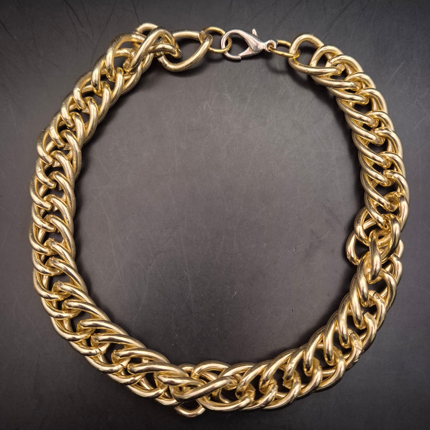 Markante Gliederkette (Collier) – Breites, glänzendes Gold
