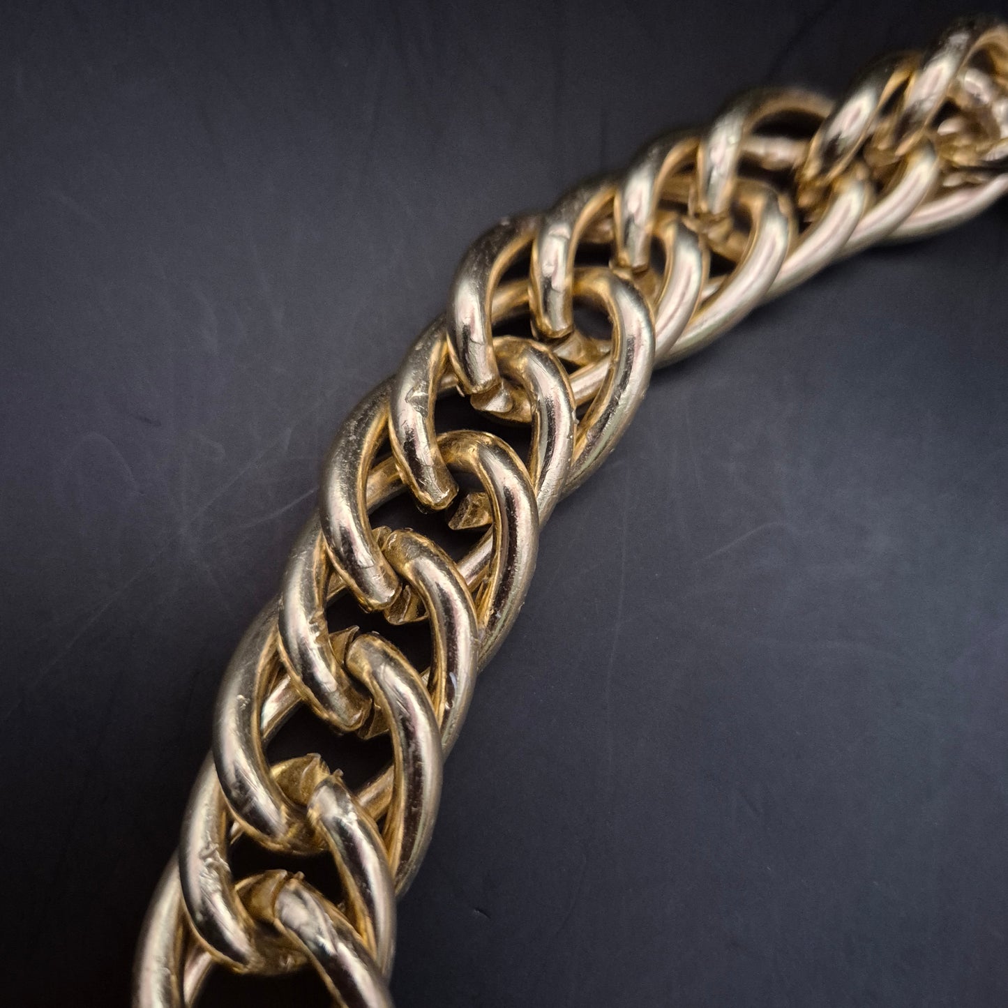 Markante Gliederkette (Collier) – Breites, glänzendes Gold