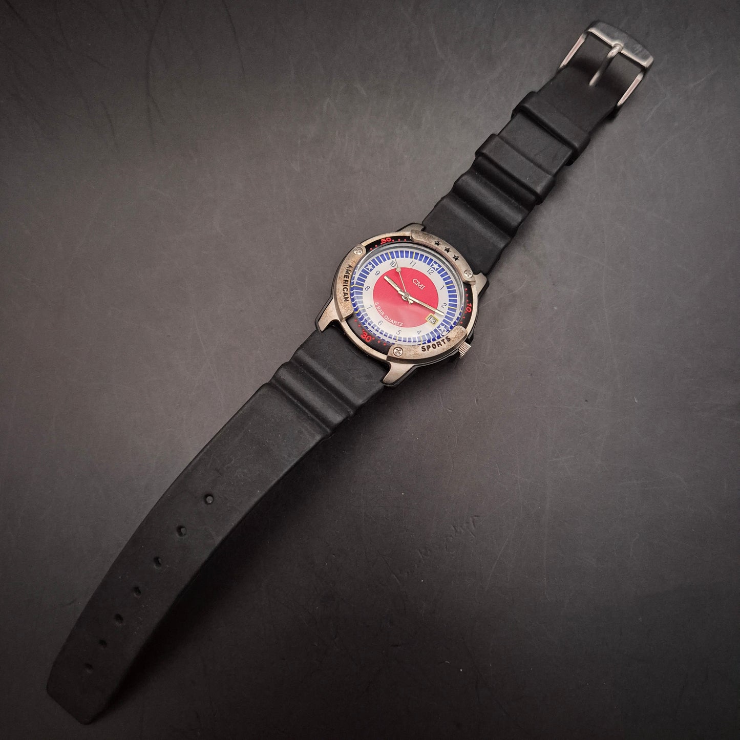 CMI Sports Uhr – American Style mit Datumsanzeige (5 Bar)