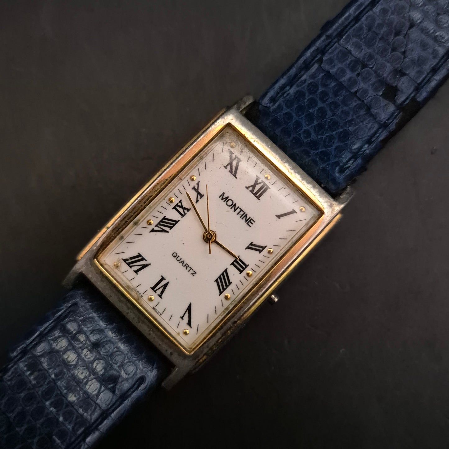Vintage Montine Damen Uhr – Rechteckiges Gehäuse & Blaues Leder