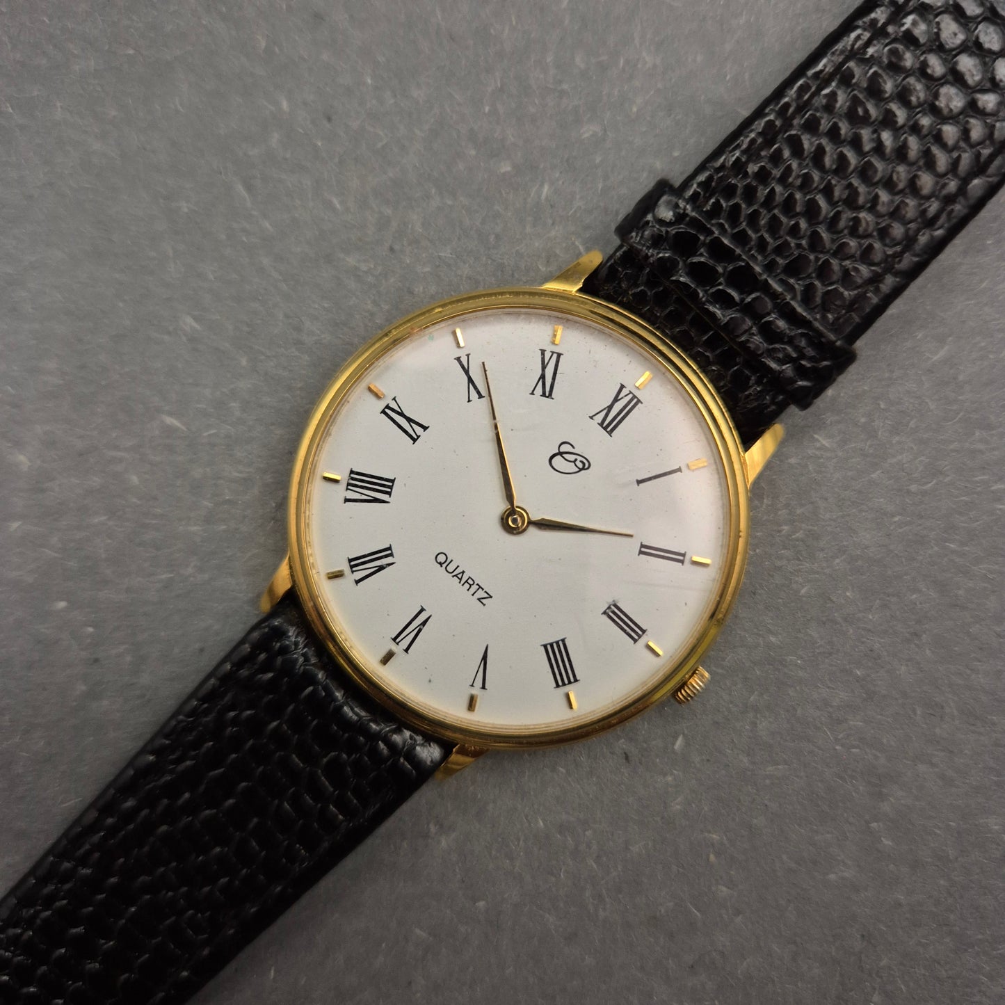 Klassische Herren Uhr mit römischen Ziffern – Eleganter Vintage-Stil