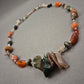 Bunte Edelstein Halskette mit Natursteinen und Silberdetails