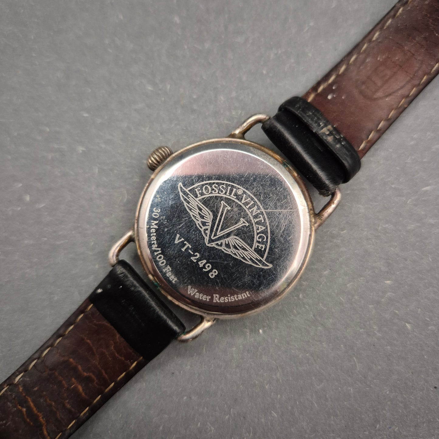 Fossil Vintage Herren Uhr VT-2498 – Sammlerstück im klassischen Stil