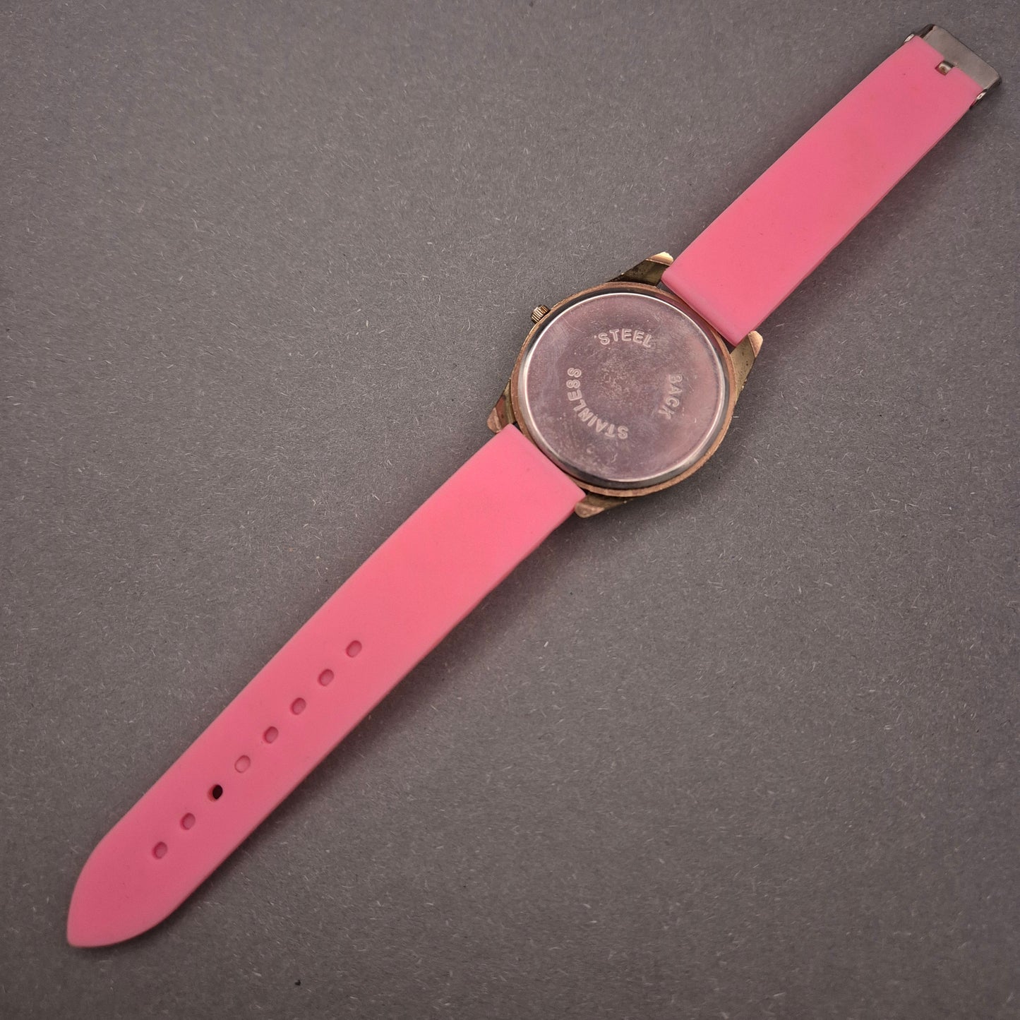 Roland Damen Uhr mit Strassbesatz – Glamour trifft Pink