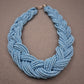 Geflochtene Perlen Halskette in Hellblau – Sommerliches Statement