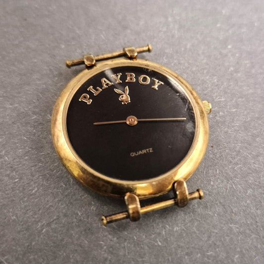 Playboy Damen Uhr – Vergoldetes Gehäuse mit schwarzem Zifferblatt