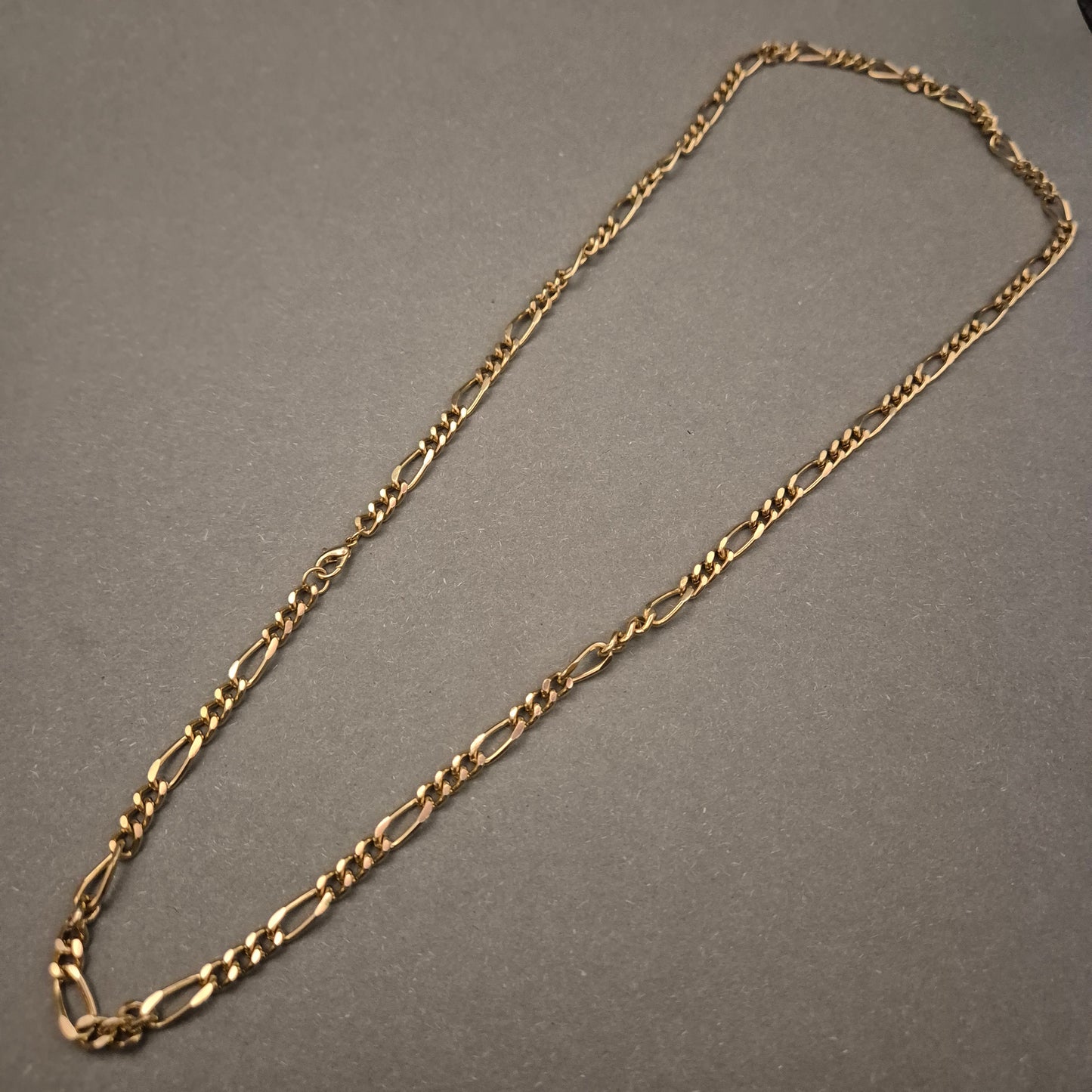 Klassische Figaro Halskette in warmer Goldoptik