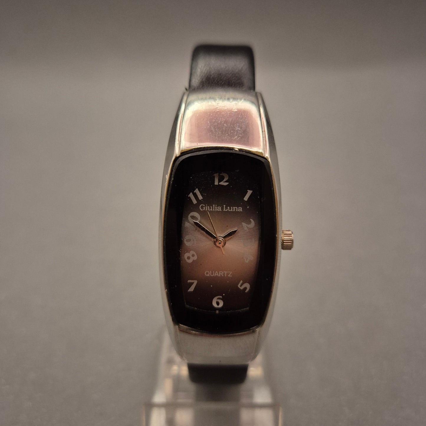 Giulia Luna Damen Quarzuhr – Elegantes Tunnel-Design, Schwarz/Silber