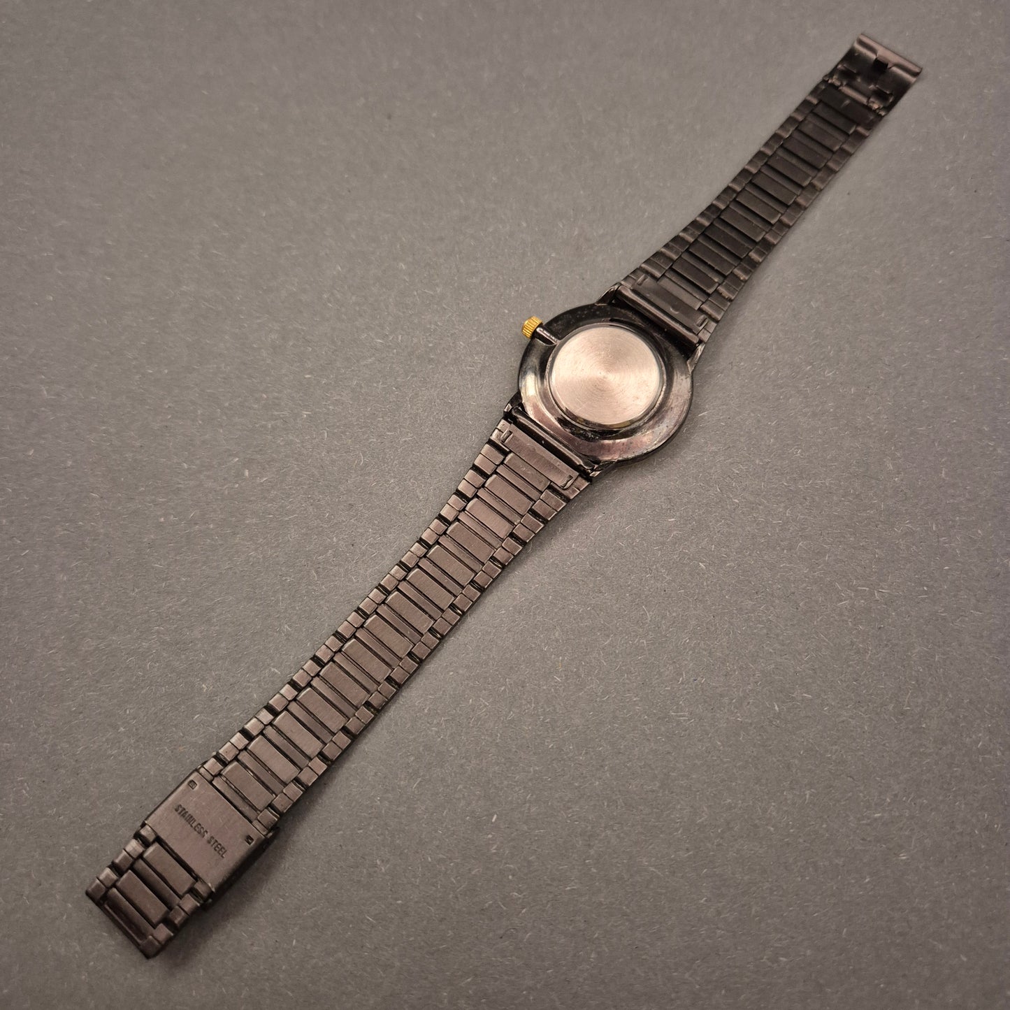 Elegante Giordano Damen Uhr – Schwarz-Gold-Kombination