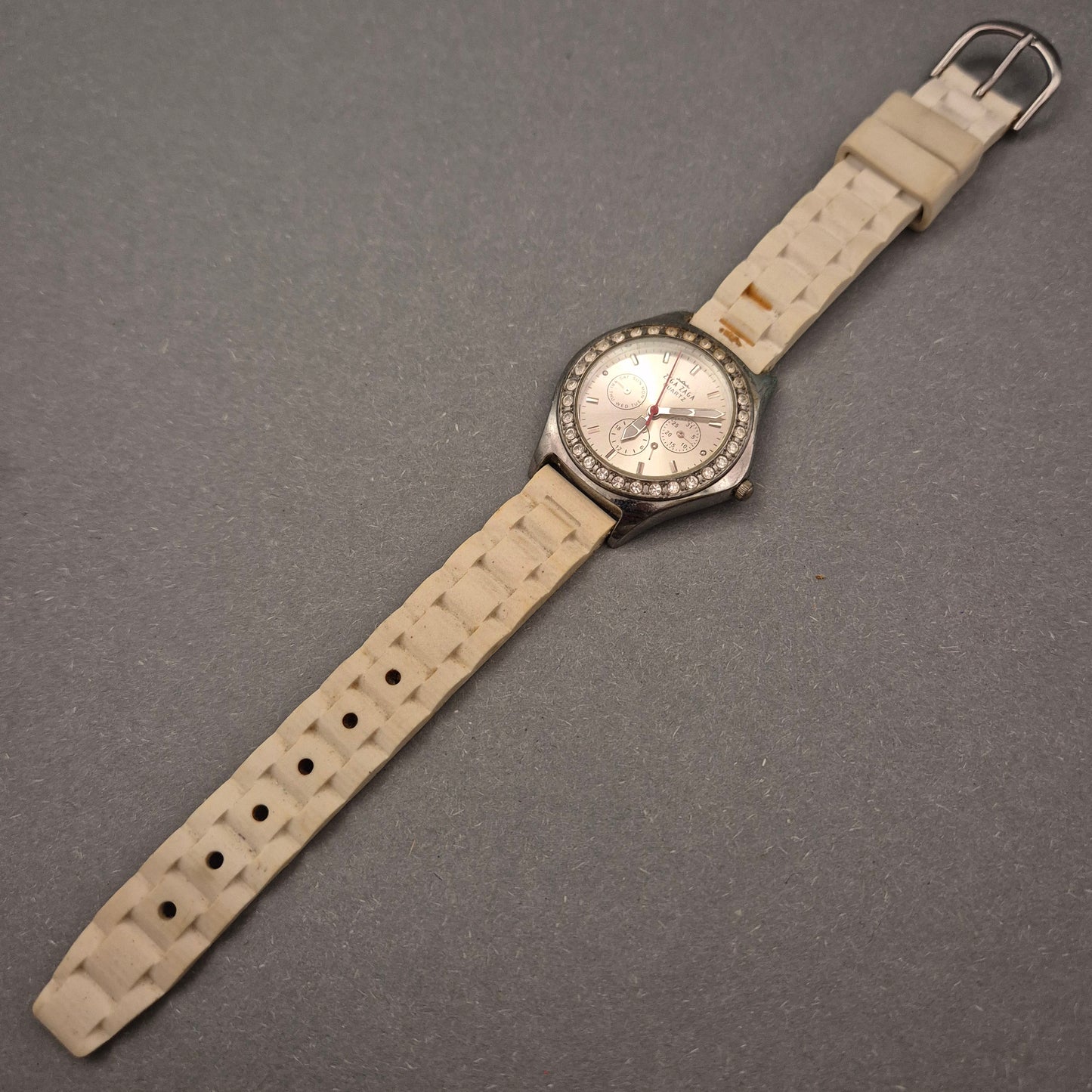 Modische Ziga Zaga Damen Uhr – Strasslünette & Sportliches Design