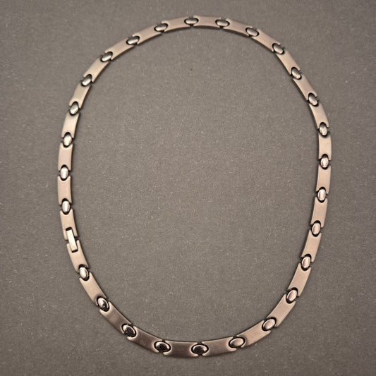 Modernes Glieder-Collier – Edelstahl-Look mit Minimalistischem Design