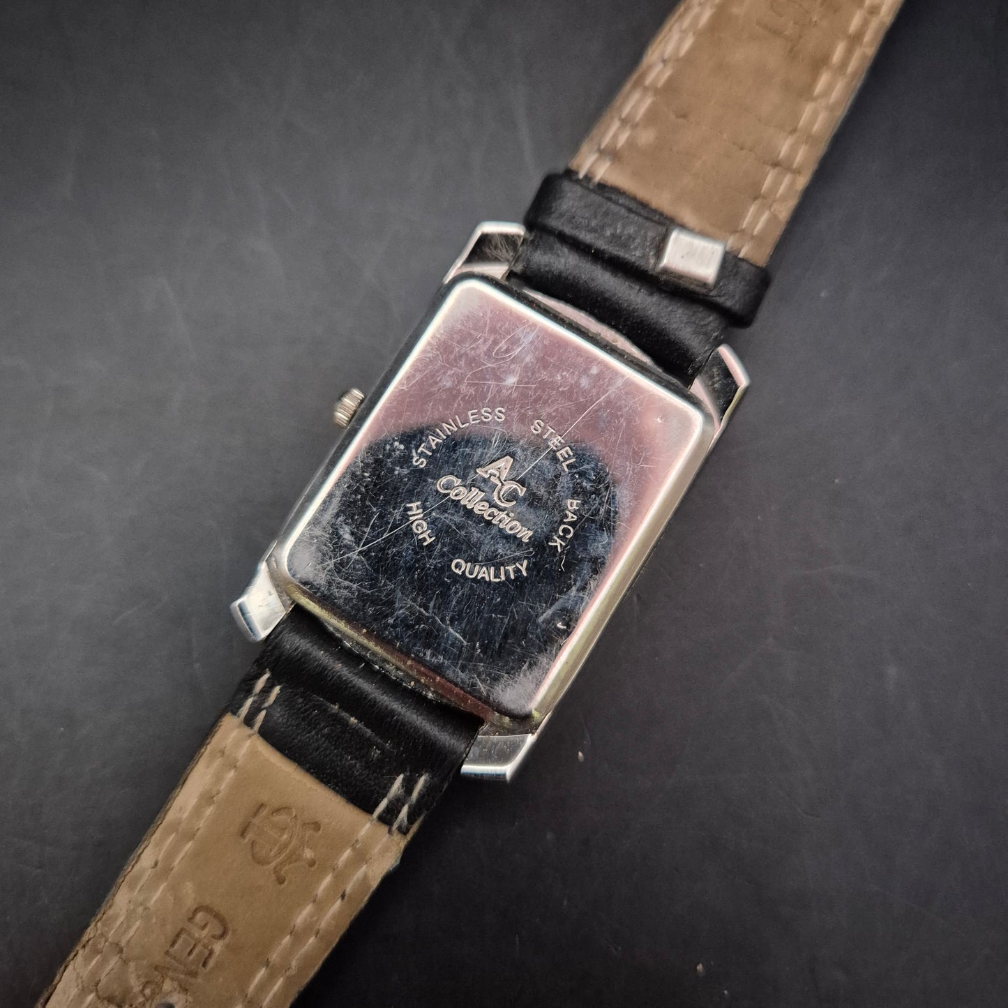 Klassische AC Collection Damen Uhr mit Lederarmband und Quarzwerk