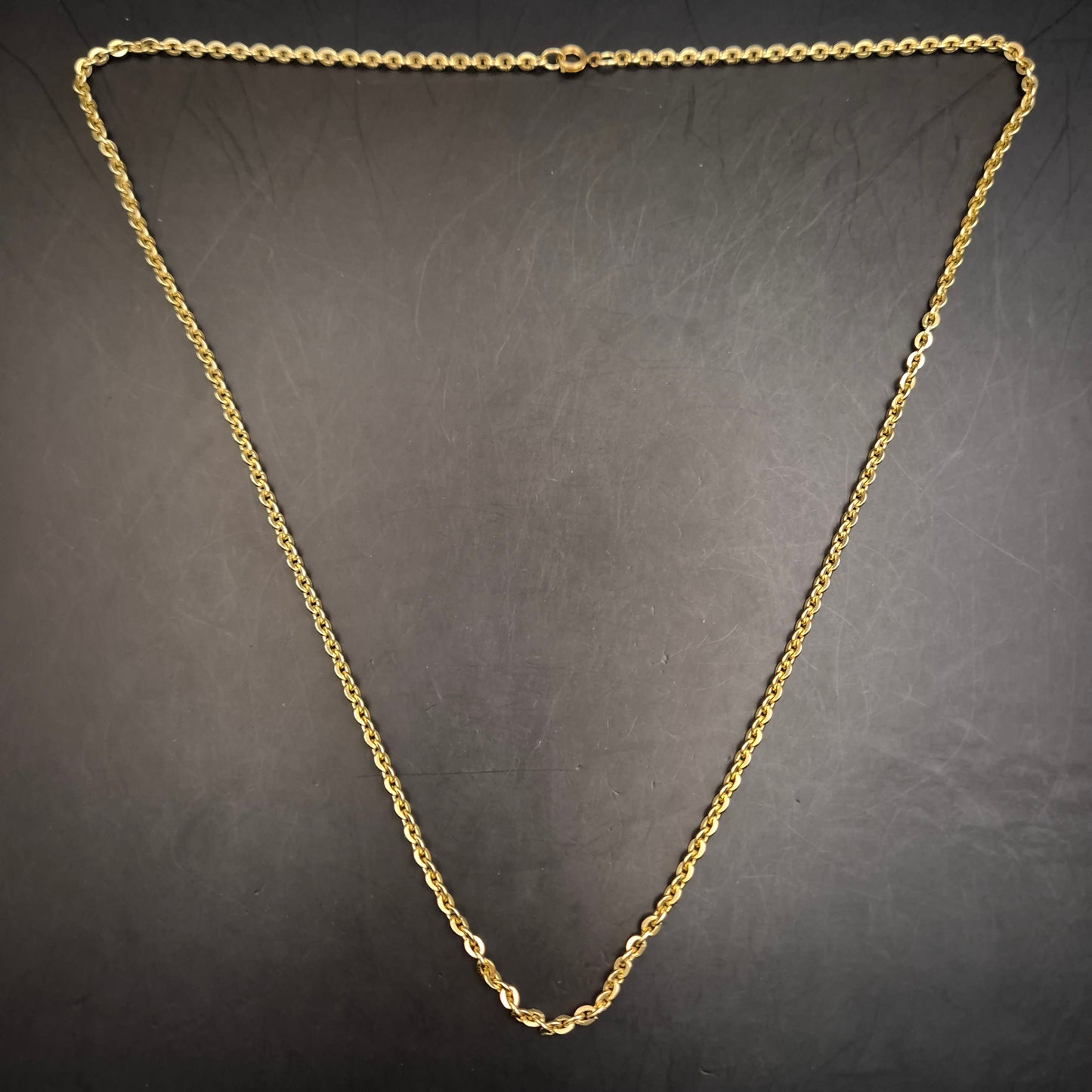 Vergoldete Damen Halskette – Schlichte Eleganz im klassischen Stil