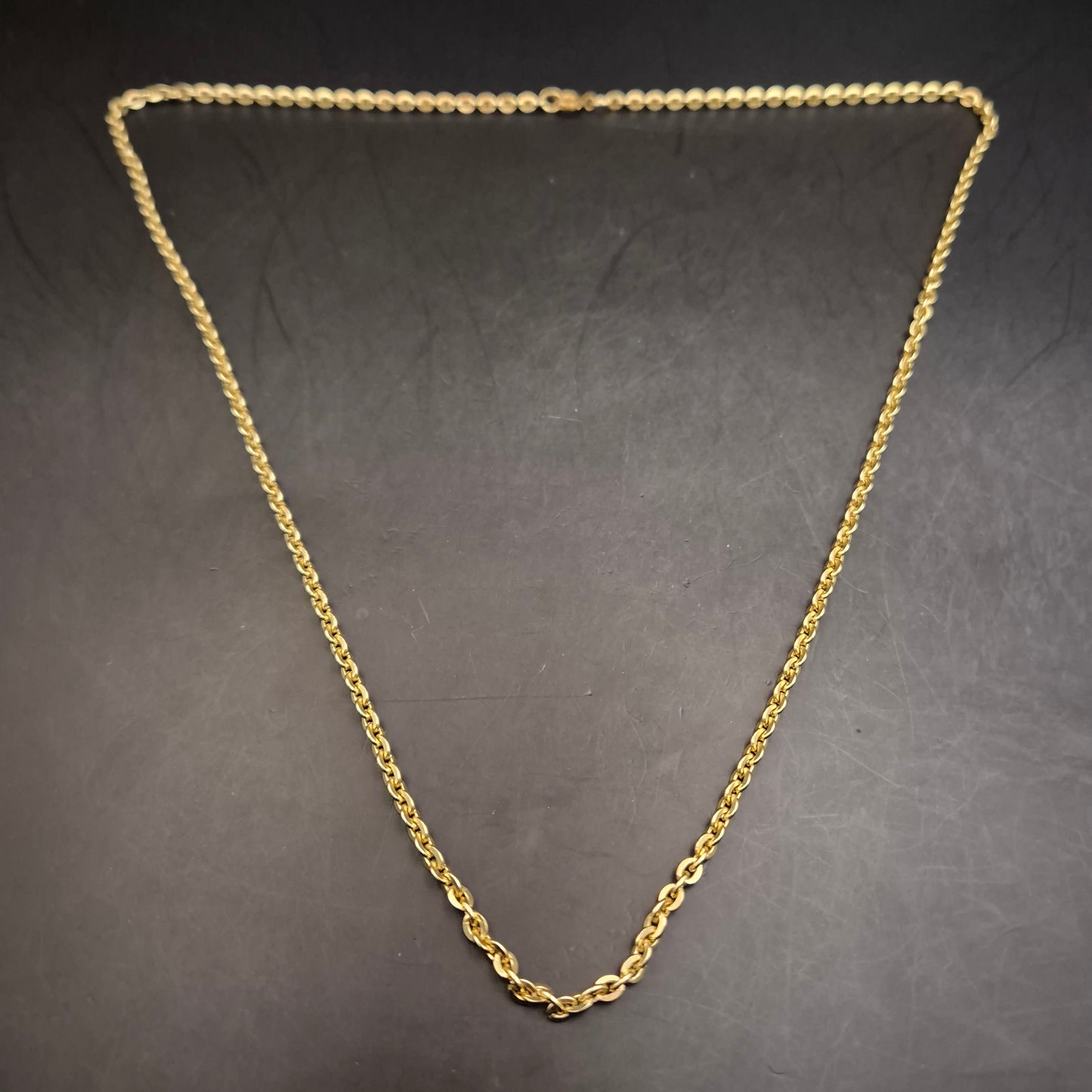 Vergoldete Damen Halskette – Schlichte Eleganz im klassischen Stil