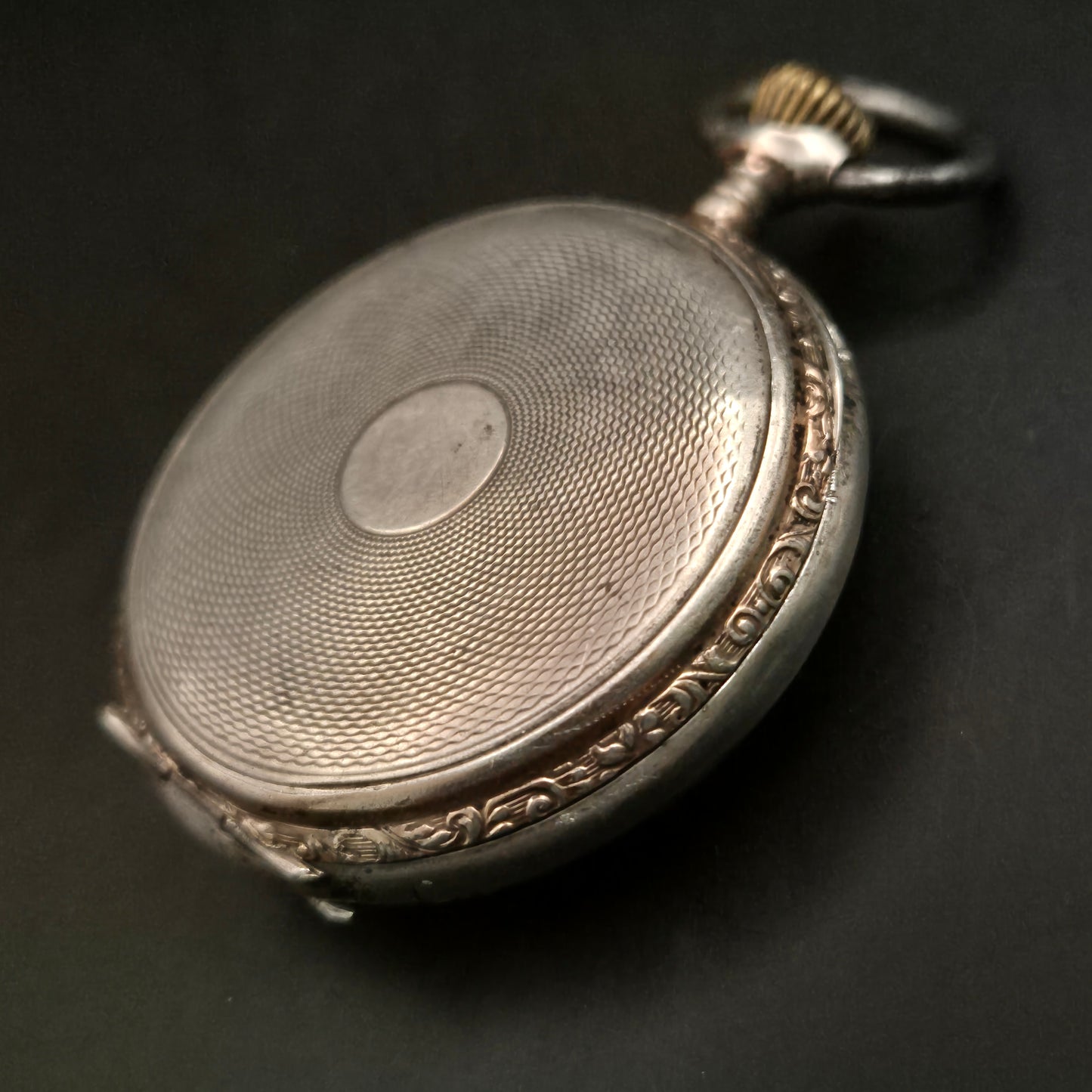 Antike Remontoir Taschenuhr – Französisches Design mit Handaufzug